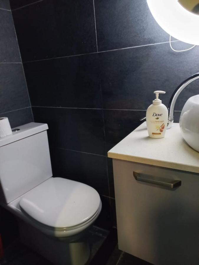 Penthouse Rooms & Aparts Tiranë Ngoại thất bức ảnh
