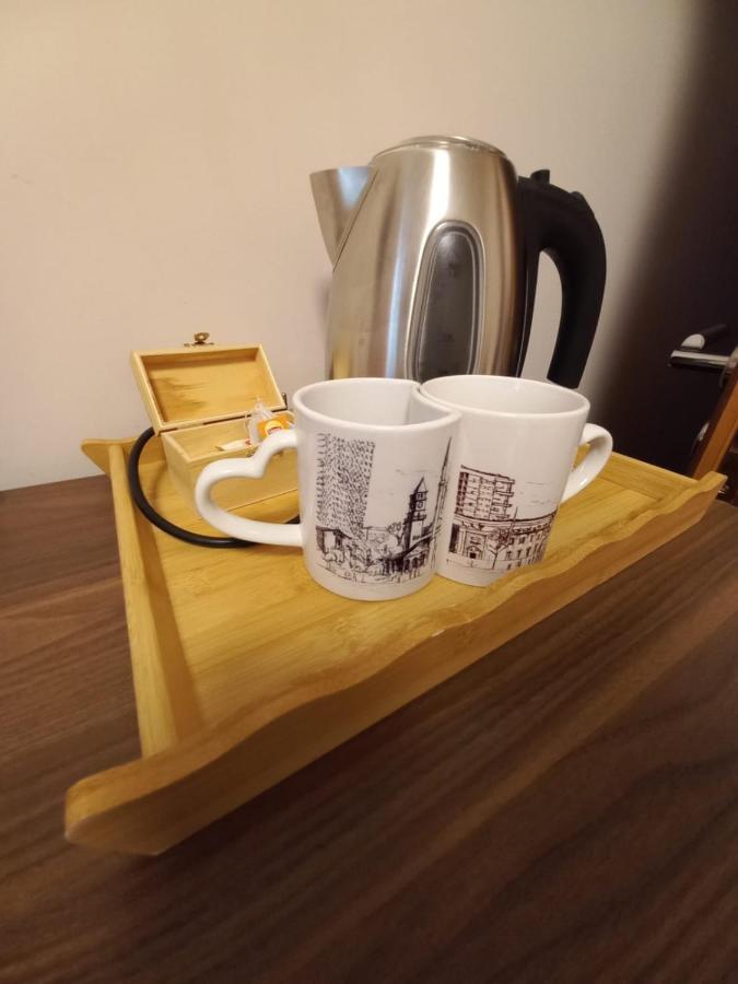 Penthouse Rooms & Aparts Tiranë Ngoại thất bức ảnh
