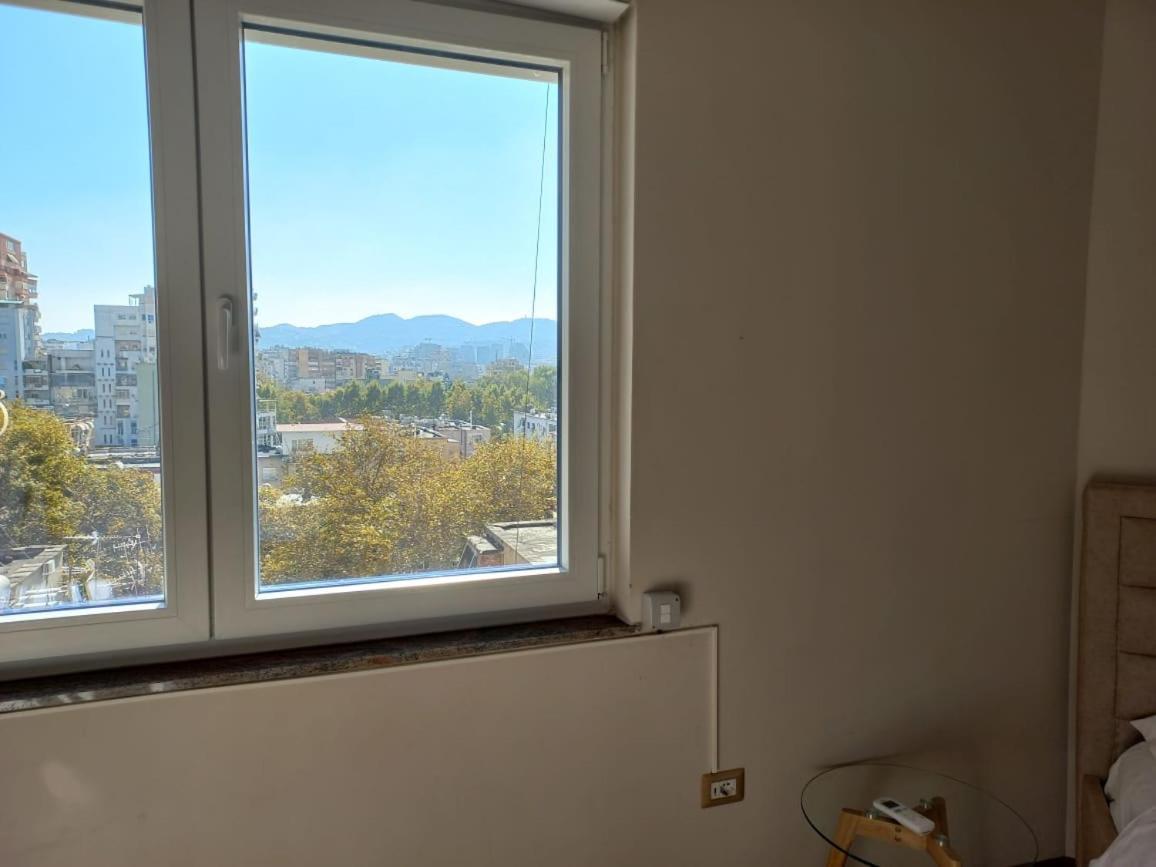 Penthouse Rooms & Aparts Tiranë Ngoại thất bức ảnh